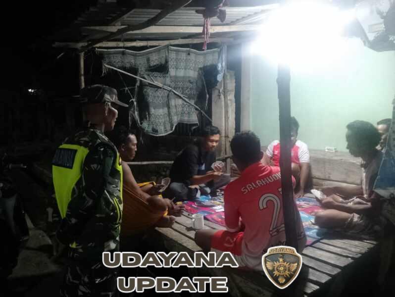 Dipimpin Serka Sukrin, Patroli Siskamling Sisir Tiga Kecamatan di Bima