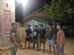 Babinsa Ajak Warga Jaga Silaturahmi dan Hindari Keributan Demi Ketentraman Bersama