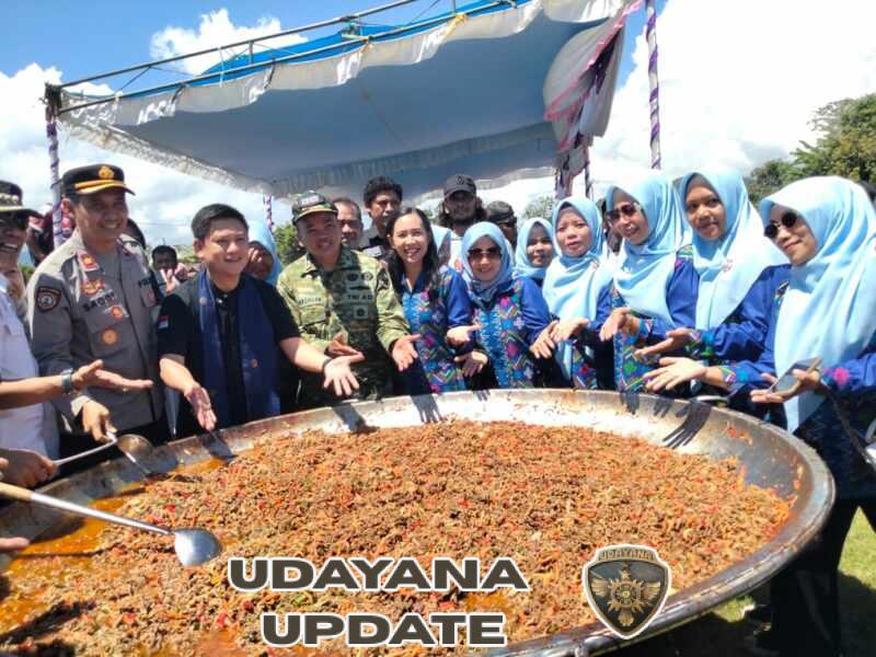 Dandim 1608/Bima Ajak Warga Perkokoh Silaturahmi Lewat Program Kuali Merah Putih