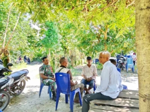 Babinsa Koramil Amarasi Edukasi Warga Jaga Lingkungan Bersih