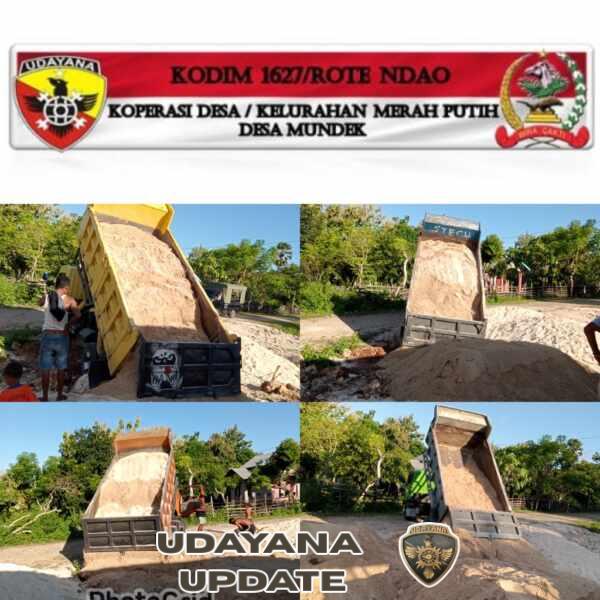 Babinsa Kopda Noh Nubatonis Laksanakan Pemantauan Pendistribusian Material di Desa Mundek