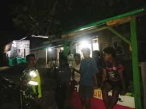 Waspada Pencurian Jagung, Babinsa Ajak Petani Tingkatkan Pengawasan