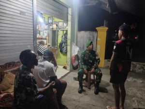 Patroli Malam Koramil 1628-02/Sekongkang, Wujudkan Situasi Aman dan Kondusif