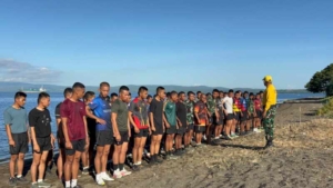DANDENMA BRIGIF TP 31/PS BERSAMA BAJAS DENMA DAMPINGI LANGSUNG PRAJURIT RENMIL DI PANTAI