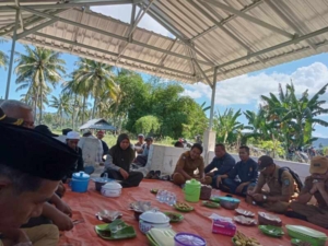 Babinsa Desa Melayu Hadiri Doa Syukuran Panen Padi di Desa Melayu, Kabupaten Bima
