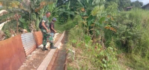 Danramil Sukasada Cek Bantuan Irigasi Korem 163/Wira Satya di Subak Tegallinggah