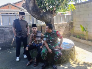 Babinsa Koramil 1628-05/Jereweh Laksanakan Patroli Wilayah dan Komsos di Desa Belo