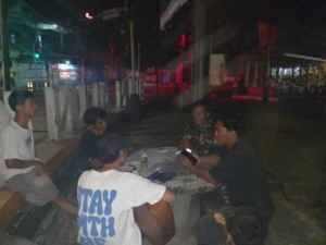 Koramil Jereweh Gelar Patroli Malam, Imbau Warga Jaga Kamtibmas