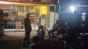 Babinsa Karijawa Tekankan Gotong Royong dan Kewaspadaan Bahaya Kebakaran