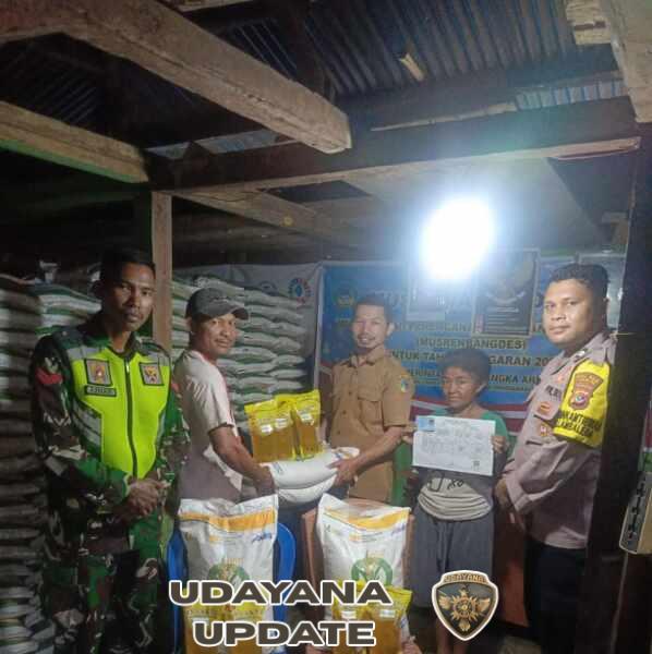Koptu Azhar Turun Tangan, Penyaluran Beras dan Minyak Goreng di Leda Utara Berjalan Lancar