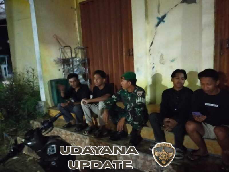 Koramil Taliwang Imbau Warga Jaga Keamanan Lewat Patroli Malam