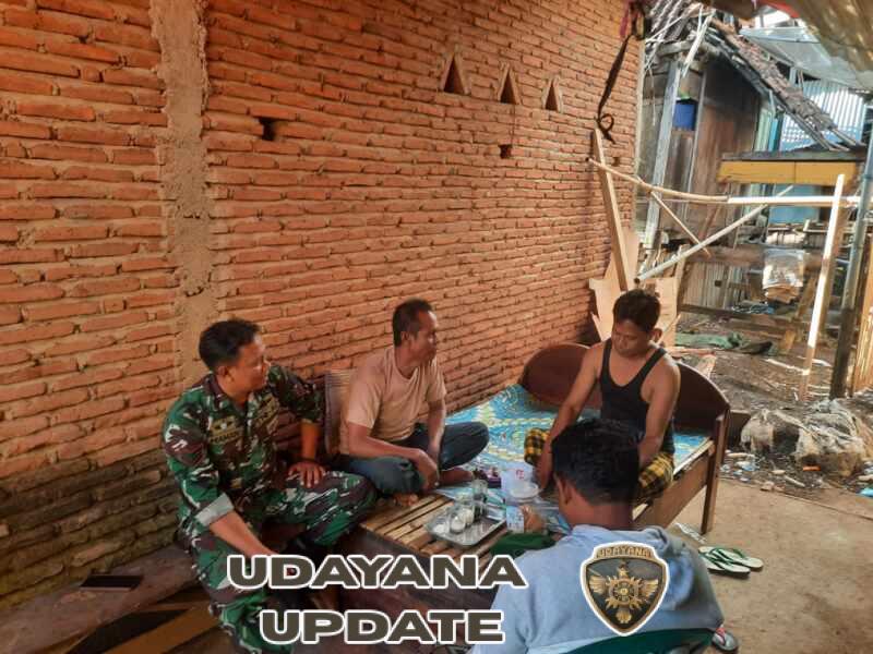 Babinsa Desa Sakuru Ajak Warga Jaga Keselamatan Berkendara dan Hindari Konflik