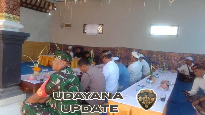Babinsa 1623-04/Sidemen Dukung Pelaksanaan Upacara Keagamaan di Wilayah Binaan
