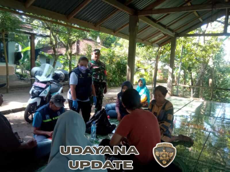 Babinsa Dampingi Survei Malaria, Warga Gelangsar Disisir