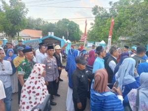 Sinergi Koramil 03/Sape dan Warga Masyarakat Dalam Kegiatan Bupati Bima
