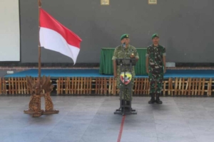 Pelepasan Personil Kodim 1608/Bima, Dandim Tekankan Pentingnya Dedikasi dan Loyalitas
