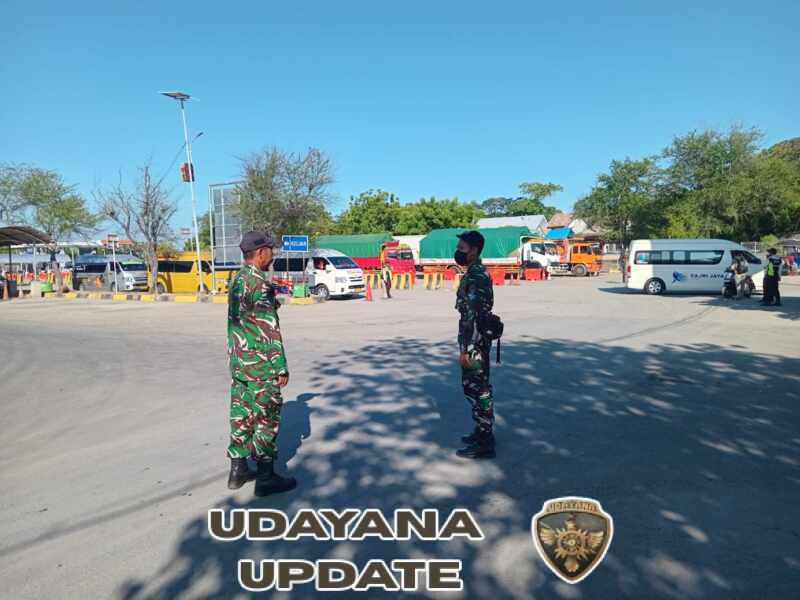 Sertu Abdurahman Laksanakan PAM Objek Vital, Pelabuhan Poto Tano Kondusif