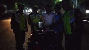Patroli Malam Edukasi Remaja Jaga Ketertiban Lingkungan