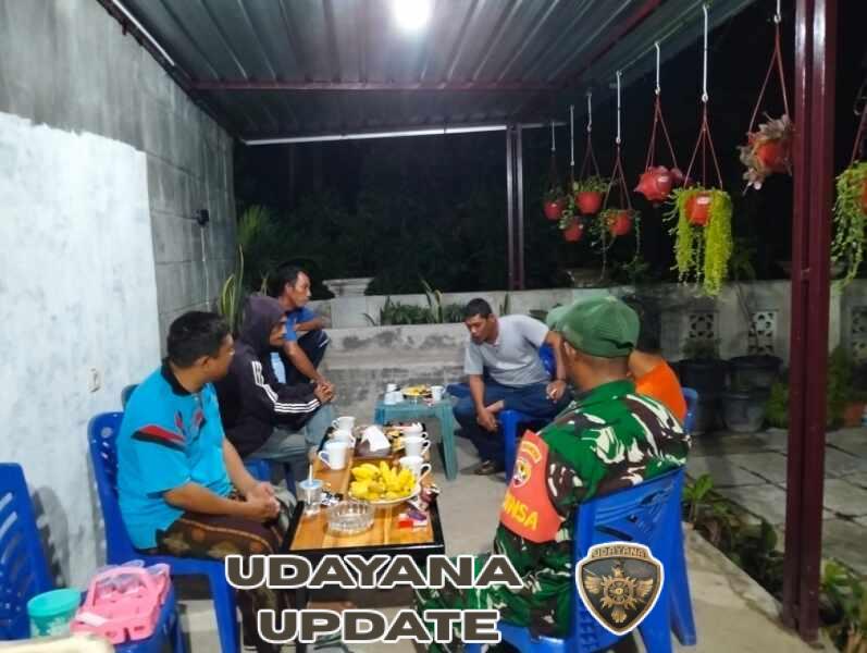 Patroli Malam Koramil Jereweh, Imbau Warga Jaga Keamanan Lingkungan
