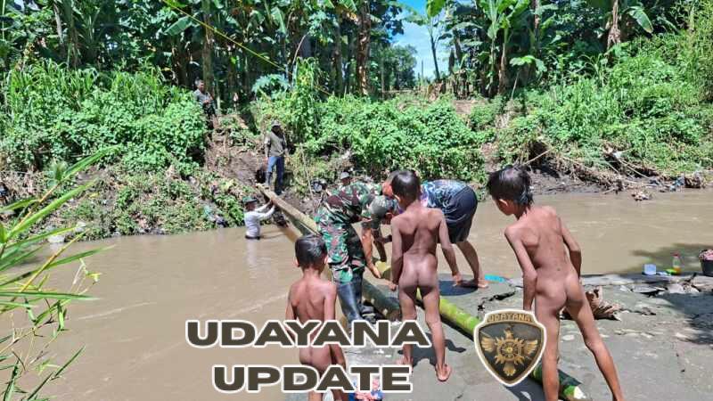 Gotong Royong TNI dan Warga Nowa Percepat Pembangunan Jembatan Garuda