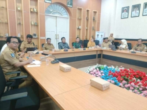 Kasdim 1628/Sumbawa Barat Ikuti Vicon Rakor Timdal Inflasi Daerah