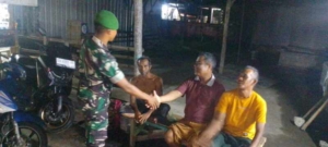 Ciptakan Rasa Aman, TNI Laksanakan Patroli Malam di Sekongkang