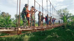 Penantian Pekerjaan Las Dinding Jembatan Gantung Jadi Langkah Berikutnya