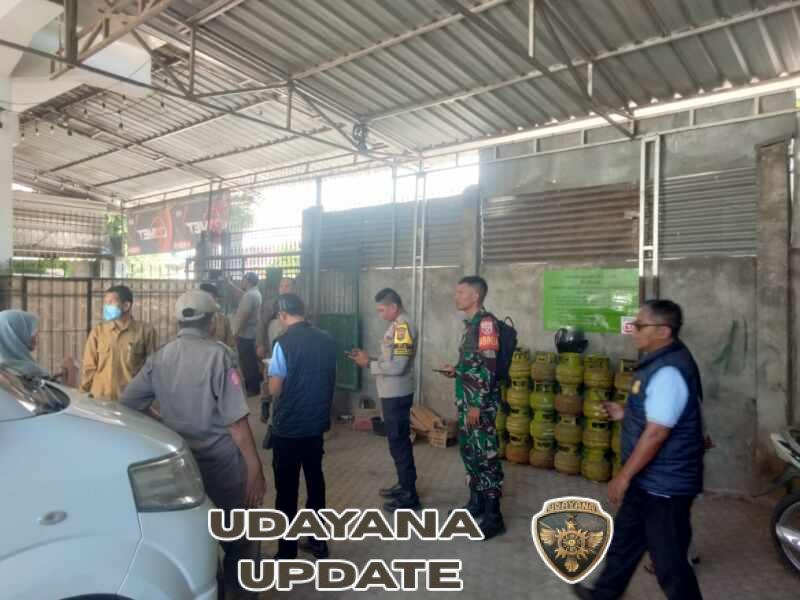 Babinsa Tembeng Putik Serda Darmawan Monitoring Satgas LPG, Pastikan Tepat Sasaran