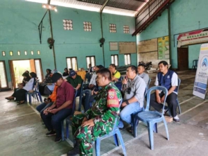 Guyub Rukun di Songkar, Babinsa dan Warga Kompak Susun Rencana Kontijensi