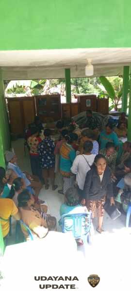 Babinsa Hadir di Tengah Rakyat, Pastikan Bantuan Tepat Sasaran di SoE