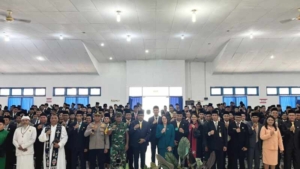Kasdim 1601/Sumba Timur Hadiri Pelantikan Pejabat di Lingkup Pemkab Sumba Timur