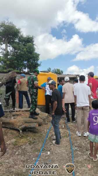 Babinsa Dorotangga Sigap Dampingi Bupati Dompu Tinjau Lokasi Puting Beliung