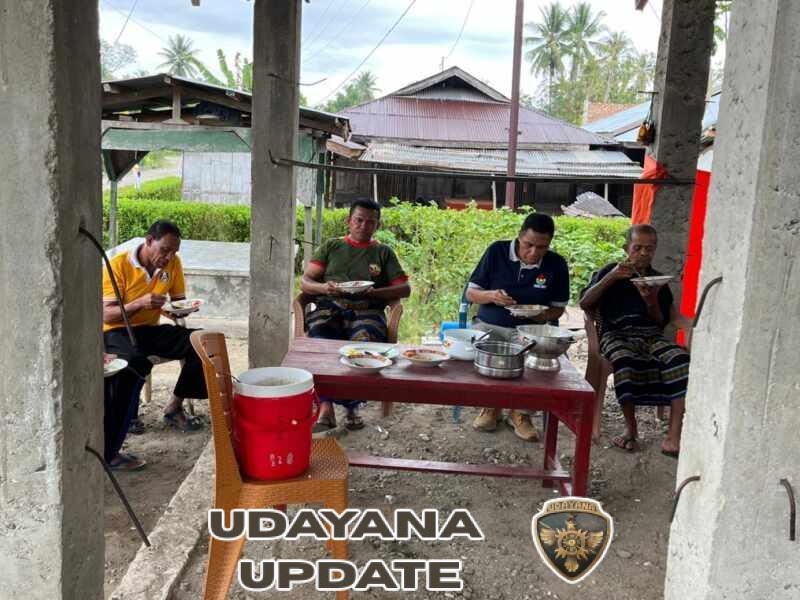 Warga Fata’atu Timur Sediakan Sarapan, Wujud Nyata Kebersamaan dengan Satgas TMMD