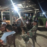 Pererat Kemanunggalan, Satgas TMMD Kodim 1602/Ende Kunjungi Warga di Malam Hari