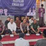 Danramil Tabanan Wakili Dandim Hadiri Pelepasan 34 Calon Jamaah Haji menuju Tanah Suci Mekkah