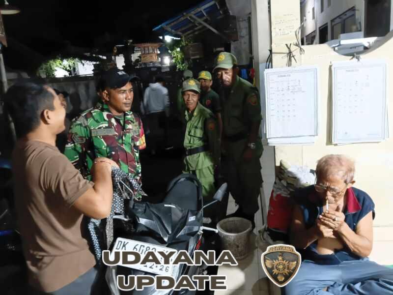 Data Dan Cek Administrasi Warga Pendatang, Babinsa Semarapura Tengah Lakukan Sidak