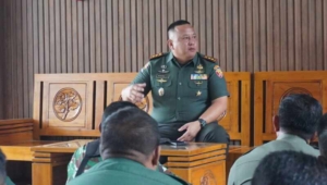 Dandim 1630/Mabar Tegas Soal Kasus Sabu: Prajurit Harus Ukir Prestasi, Bukan PelanggaranApresiasi Pengungkapan Kasus Narkoba, Dandim 1630/Mabar Tekankan Disiplin dan Integritas Prajurit