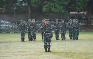 Kasilog Kasrem 163/WSa Pimpin Upacara Bendera Senin
