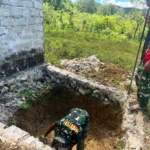 Satgas TMMD ke-128 Kodim 1629/SBD Lanjutkan Penggalian MCK di Desa Umbu Wangu