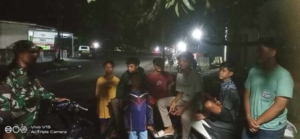 Babinsa Kodim 1614/Dompu Bersama Warga Anamina, Perkuat Kamtibmas Lewat Kebersamaan