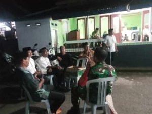 Babinsa Simpasai Turun Langsung Ronda Malam, Jaga Kamtibmas dan Silaturahmi Warga