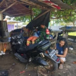 Babinsa Tambak Sari Aktif Komsos, Perkuat Kedekatan dengan Warga