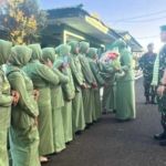 Kodim 1614/Dompu Gelar Tradisi Pelepasan Dandim Lama Penuh Haru