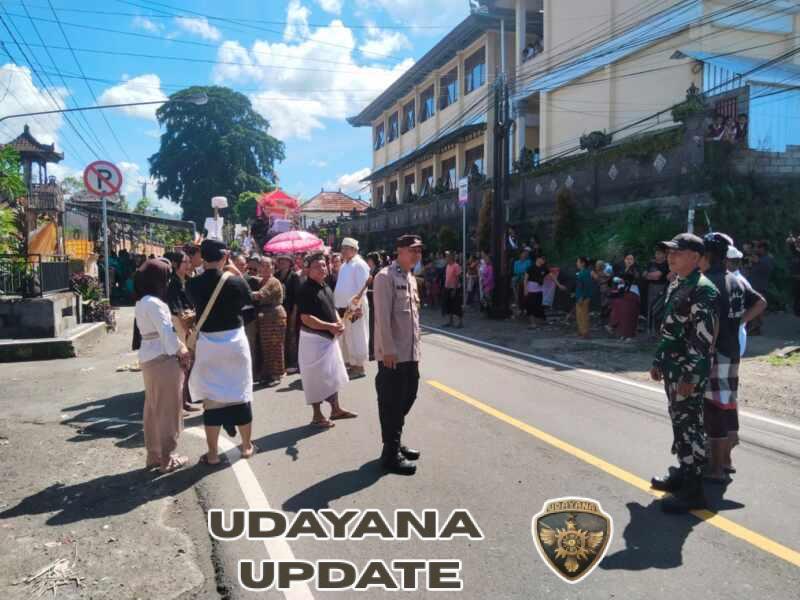 Upacara Ngaben Digelar, Tiga Pilar Di Desa Selat Turun Beri Pengamanan