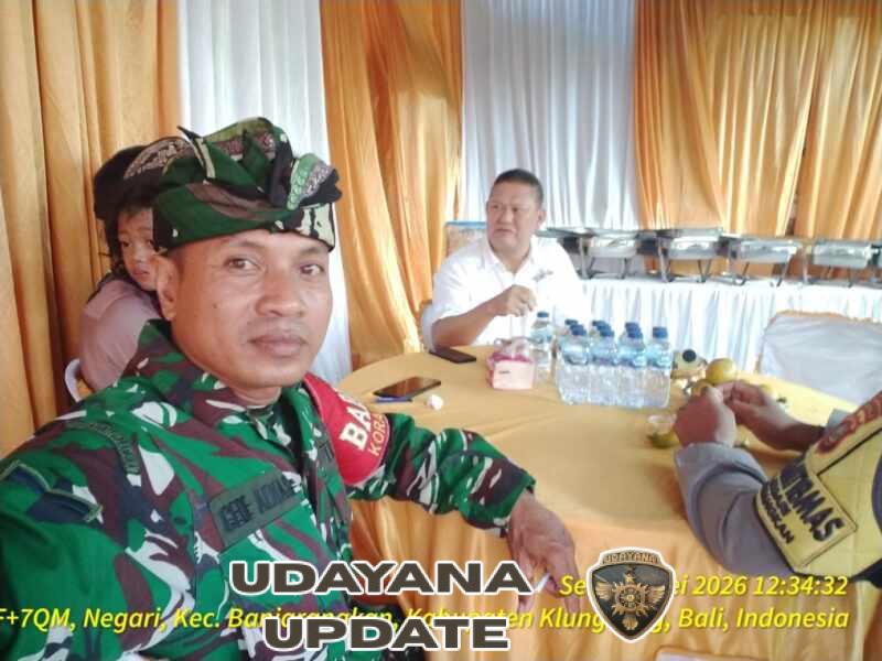 Babinsa Koramil Banjarangkan Hadiri Acara Resepsi Pernikahan Di Wilayah Binaan