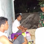 Babinsa Kadindi Barat Koramil 1614-05/Pekat Aktifkan Ronda Malam, Perkuat Keamanan Lingkungan
