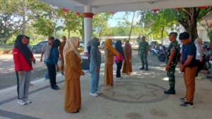 Babinsa Taliwang Latih Yel-Yel Tagana KSB Jelang HUT Tagana ke-22 di Mataram