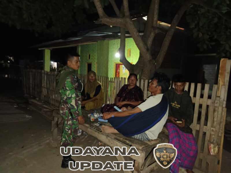 Babinsa Koramil 1614-01/Dompu Kodim 1614/Dompu Berikan Edukasi Saat Patroli Malam