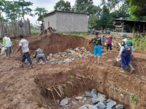 Pondasi Tiang Angkur Jadi Fokus Pengerjaan Pembangunan Jembatan Gantung di Kecamatan Woha