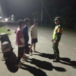 Langkah Nyata Lindungi Warga, Koramil 1607-04/Alas Sisir Wilayah di Malam Hari